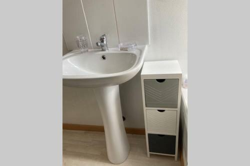 Apartamento U2 Studio Centre Ville � 2 Pas De Naval Group - Netflix