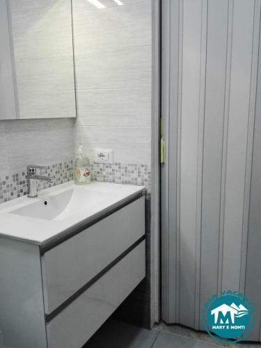 Apartamento Casa Vacanze Mary E Monti