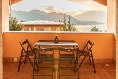 Casa Giulia (between Lake And Mountain)