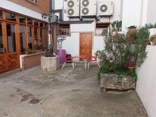 Hostal-restaurante San Antol�n