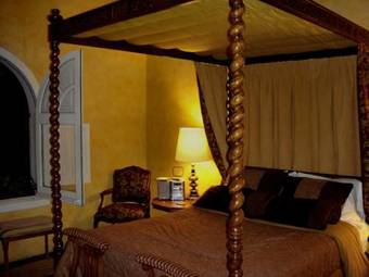 La Perla Hotel Boutique B&B