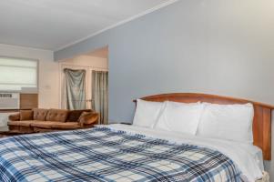 Motel Rodeway Inn & Suites