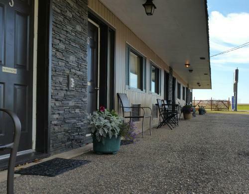 Maple Leaf Motel Emerson