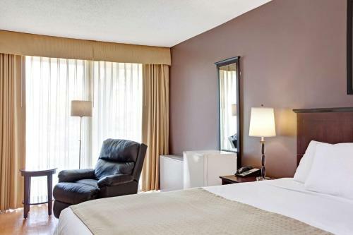 Motel Ramada By Wyndham Wayne Fairfield Area