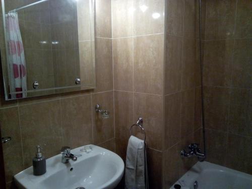 Hostal Catalina De Austria