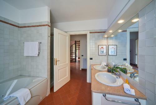 Villa Breezway Home