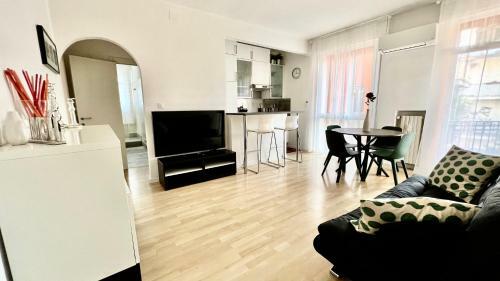 Apartamento Ale?s House