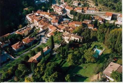 Villa Luciano Londa