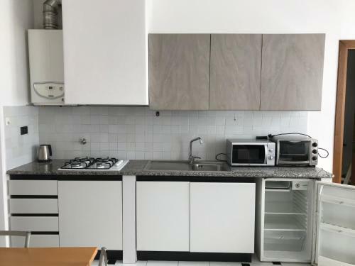 Apartamento Piazza Staglieno - Appartamento Centralissimo A 30m Dalla Spiaggia