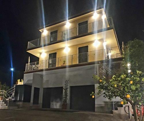 Hostal Affittacamere La Fonte