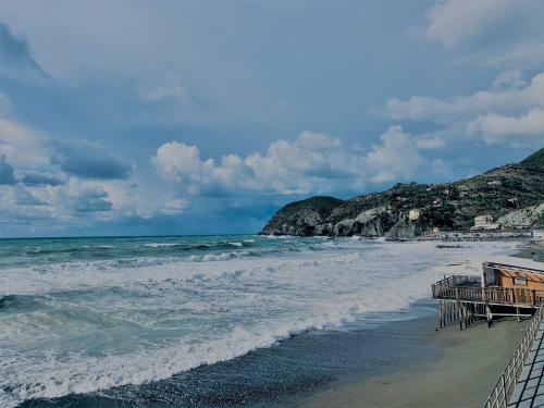 Hotel Baia Di Levanto