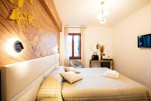 Hostal Bellevue - Rooms & Suites