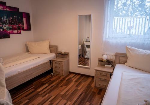 Hostal Bouzid Fairrooms - Laatzen