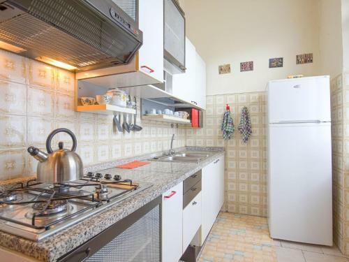 Sunny Holiday Home In Santa Maria With Private Pool