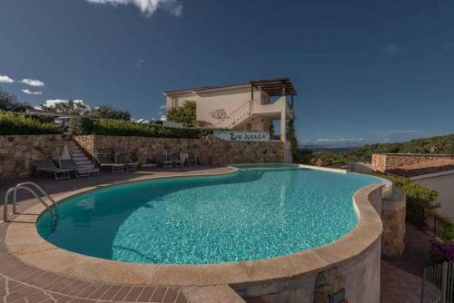 Holiday Home In Baja Sardinia 30355