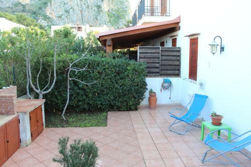 Villetta Con Giardino A Macari