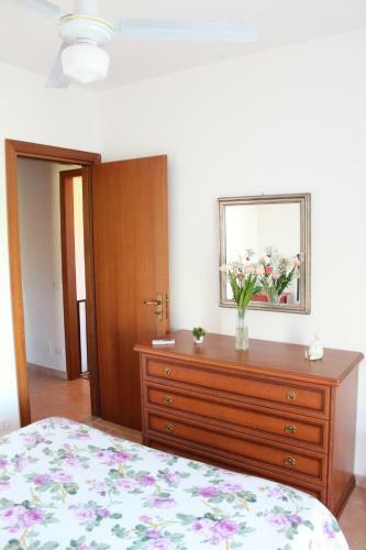 Villetta Con Giardino A Macari