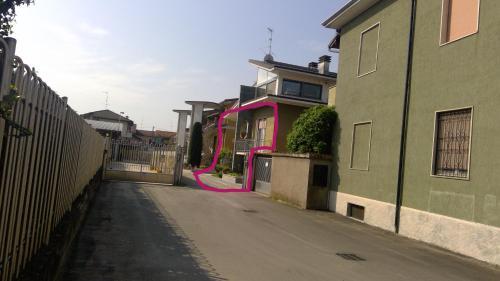 B&B Magenta