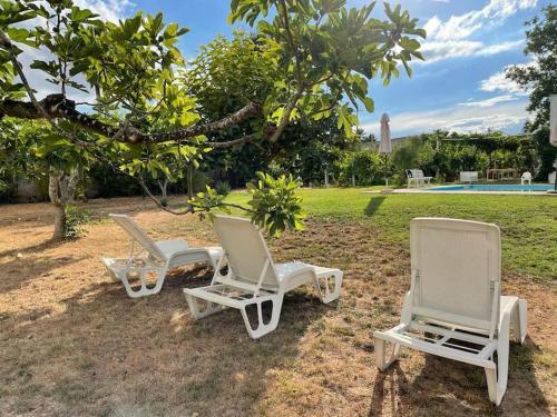 Villa Serrezzula Con Piscina