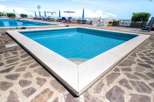 Sea View Apartment With Swimming Pool