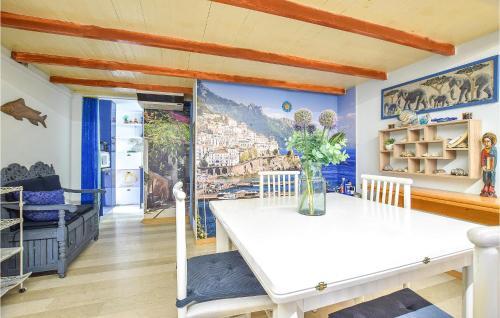 Amazing Apartment In Jesolo With 1 Bedrooms