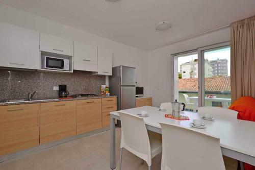 Apartments In Lignano 21707