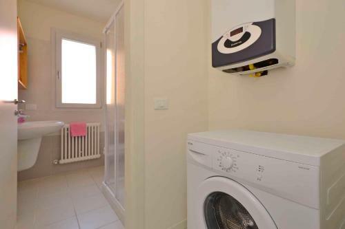 Apartments In Lignano 21702