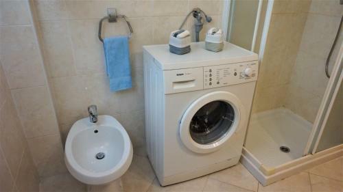 Apartamento Spacious Flat On The 2nd Floor Located 300 Metres From The Beach