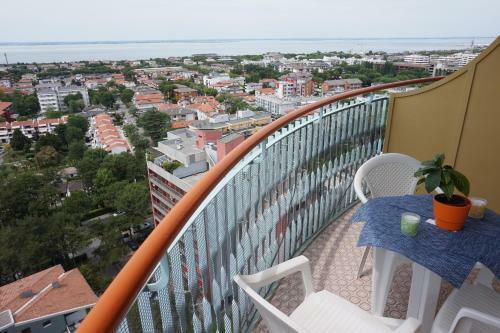 Apartamento Wonderful Studio With Swimming Pool, Terrace And Sea View