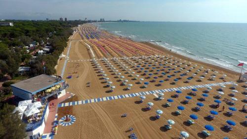 Apartamento Wonderful Studio With Swimming Pool, Terrace And Sea View