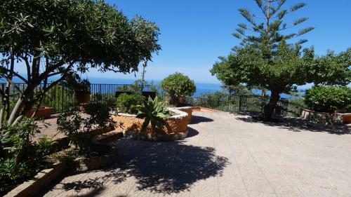 Villa **beliving House**