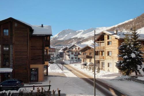 Apartamento Rasia Residence Relax App 4