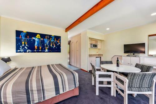 Motel Sundowner William Macintosh Naracoorte