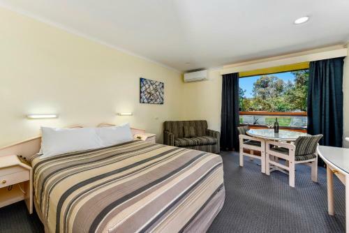 Motel Sundowner William Macintosh Naracoorte