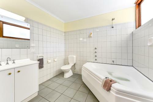 Motel Sundowner William Macintosh Naracoorte