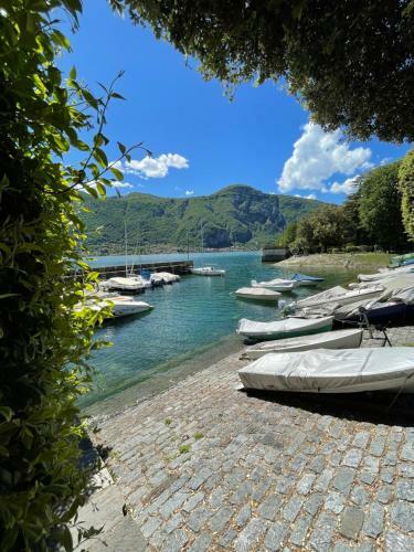 Apartamento La Casa Nei Vicoli: In Centro A Due Passi Dal Lago