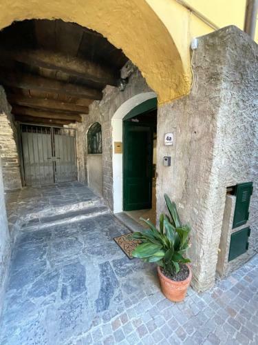 Apartamento La Casa Nei Vicoli: In Centro A Due Passi Dal Lago