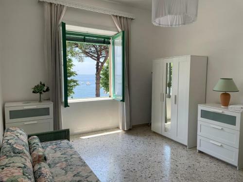 Mareinvista Apartment In Maiori