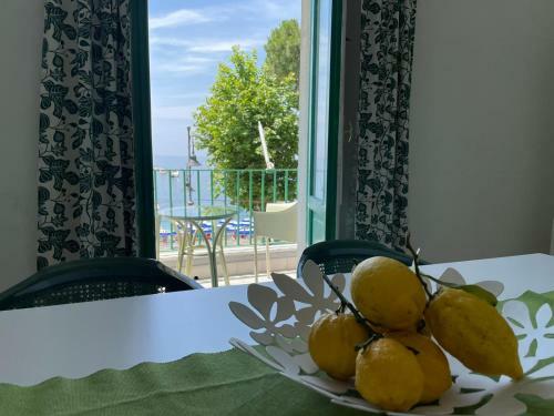 Mareinvista Apartment In Maiori