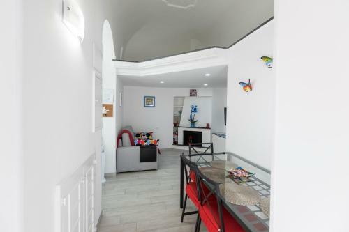 Holiday House Ruocco