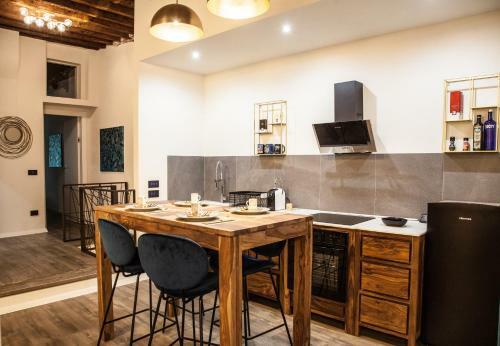 Historic Center Luxury Apartment