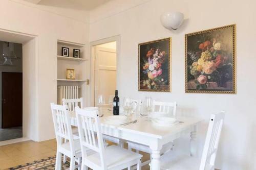 Mariarosa Apartment With AC And Wifi