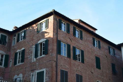 Al Carmine Apartments