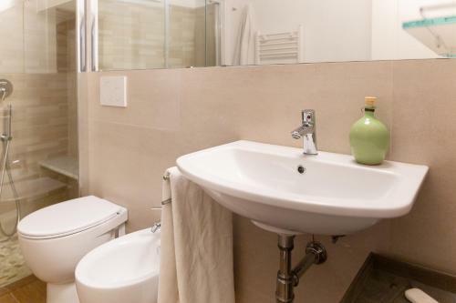 Eloisa Apartment In Lucca! Cozy In Center Town