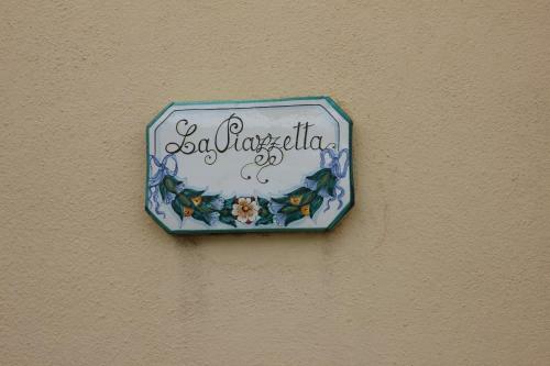 Casa Di Romano, La Piazzetta
