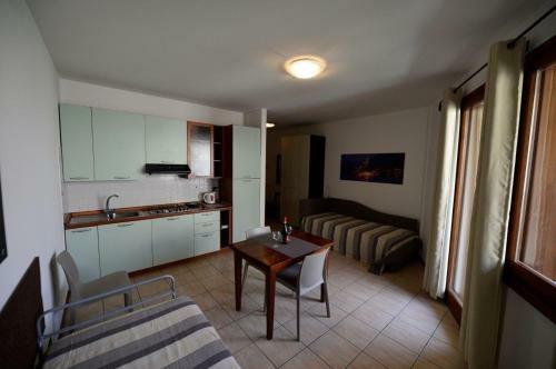 Apartamento Angolo Lake Studio