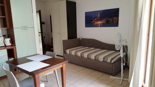 Apartamento Angolo Lake Studio