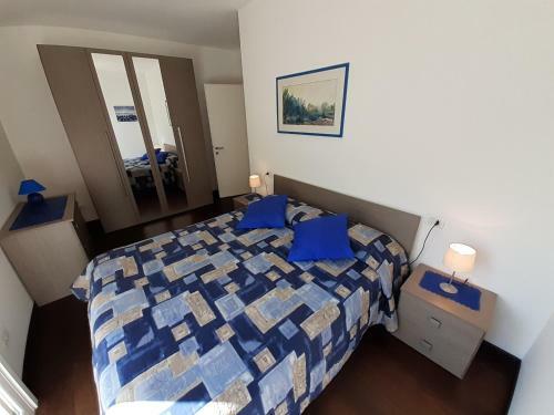 Lake View Apartment
