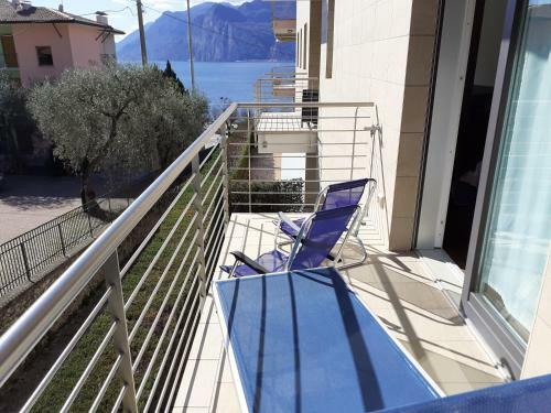 Lake View Apartment