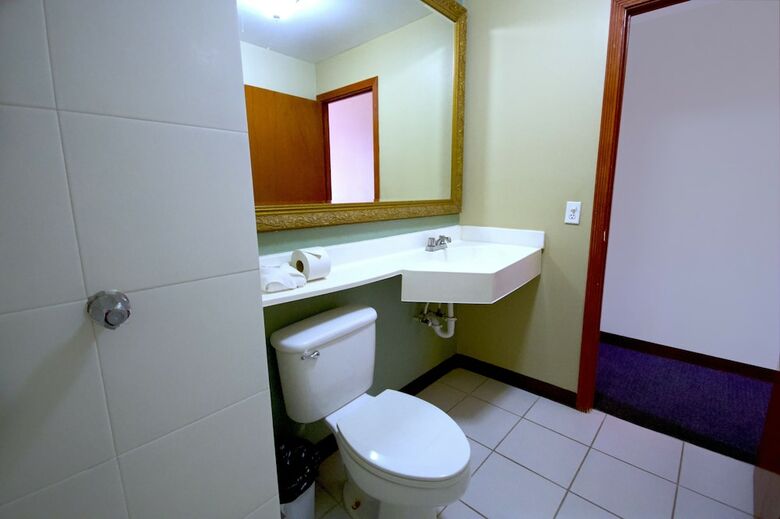 Hotel Consulado Inn